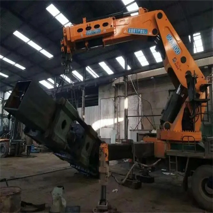 莱城200吨折臂吊出租